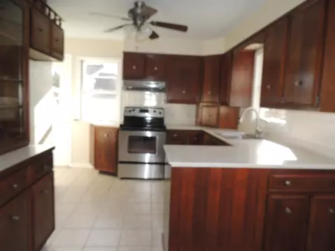 1819 S Sanders St, Appleton, WI 54915 photo 9