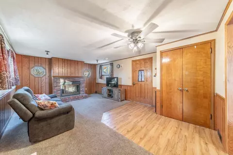 1422 W Spencer St, Appleton, WI 54914 photo 8