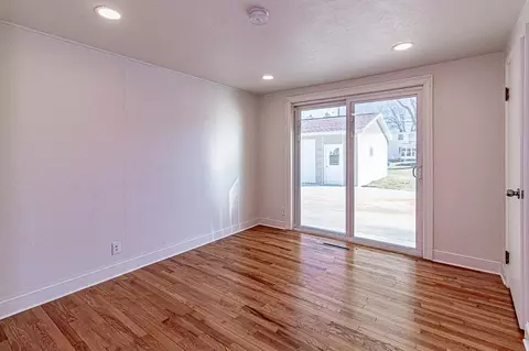 Other - 1906 S Memorial Dr, Appleton, WI 54915 photo 5 of 10