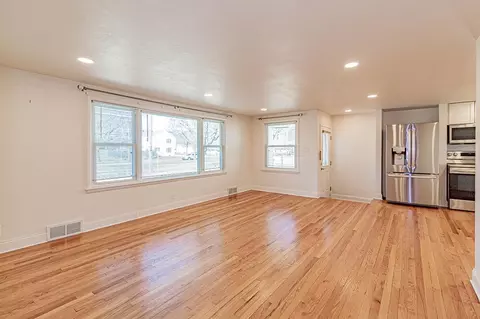 Other - 1906 S Memorial Dr, Appleton, WI 54915 photo 2 of 10