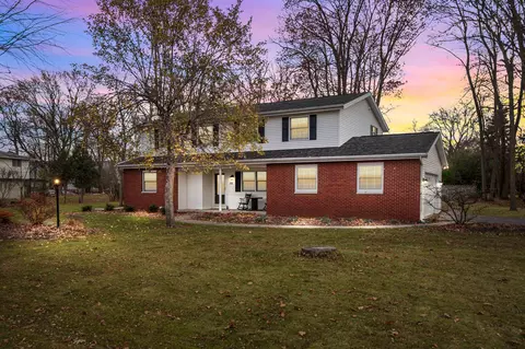 19 Meadowbrook Ct, Appleton, WI 54914 photo 3