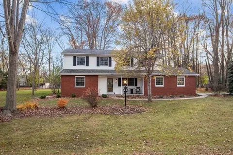 19 Meadowbrook Ct, Appleton, WI 54914