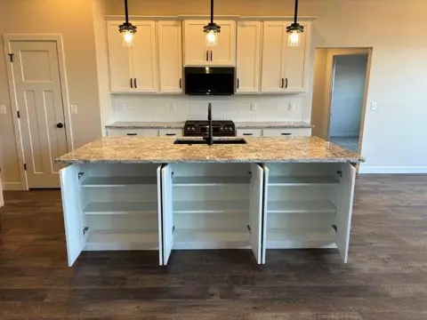 Kitchen - N9253 Cassandra Way, Appleton, WI 54915 photo 5 of 5