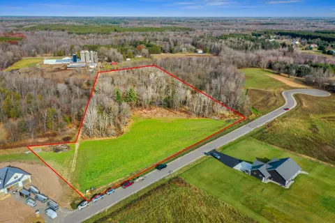 Red Tail Lane, Sobieski, WI 54171
