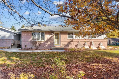 410 Union St, Hilbert, WI 54129