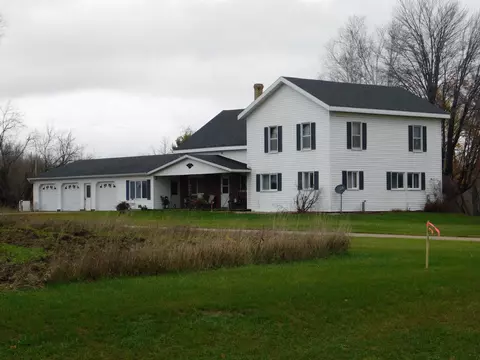W6798 Cty Ccc, Shawano, WI 54166
