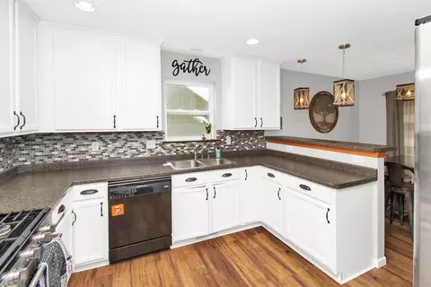 5001 N Applebend Dr, Appleton, WI 54913 photo 16
