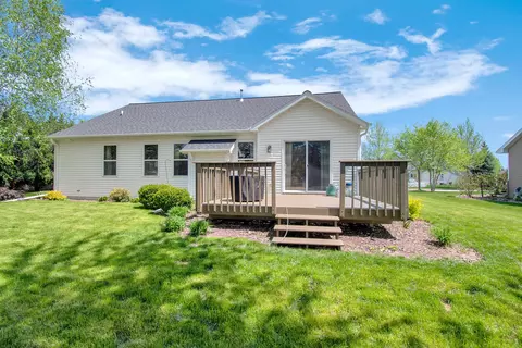 5001 N Applebend Dr, Appleton, WI 54913 photo 8