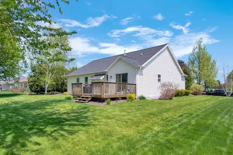 5001 N Applebend Dr, Appleton, WI 54913 photo 4