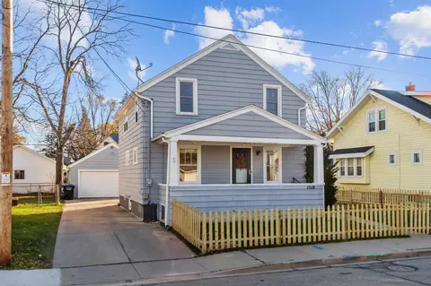 1518 N Clark St, Appleton, WI 54911