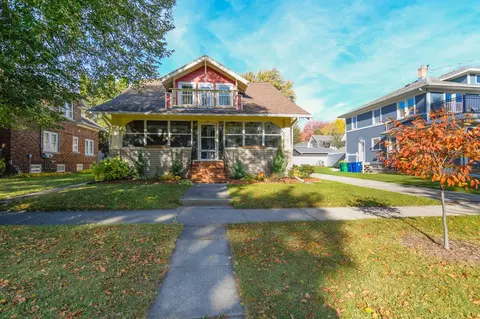 814 S Roosevelt St, Green Bay, WI 54301