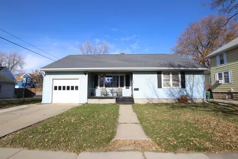 105 Bischoff St, Fond Du Lac, WI 54935