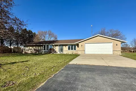 w4382 County Road D, Random Lake, WI 53075