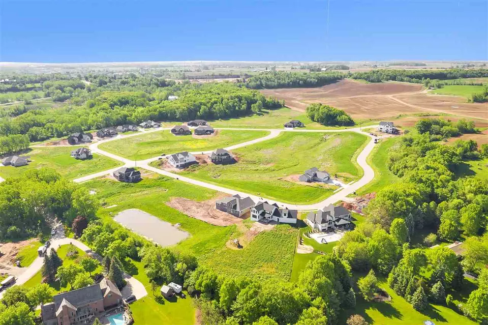  4615 Grande Ridge Dr #26, De Pere, WI 54115 photo 6