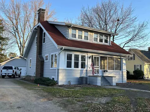405 W Richmond St, Shawano, WI 54166