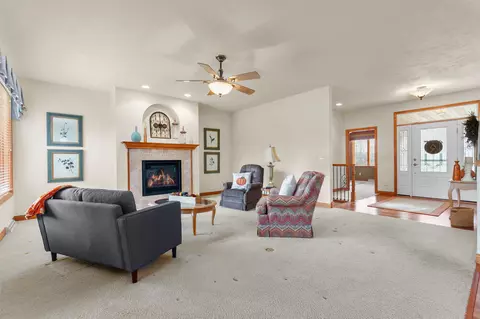 Living - 5770 Natures Ln, Appleton, WI 54914 photo 1 of 5