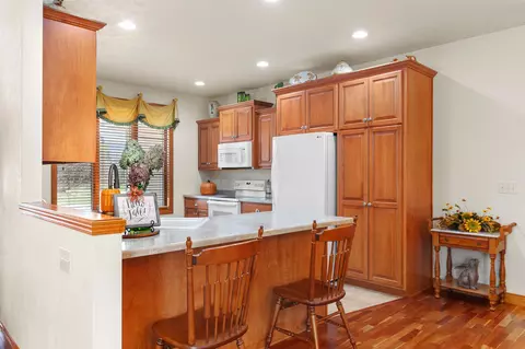 Kitchen - 5770 Natures Ln, Appleton, WI 54914 photo 1 of 5
