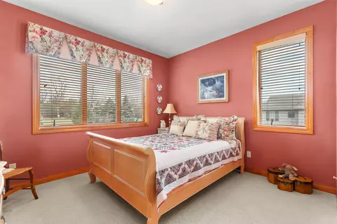 Bedroom - 5770 Natures Ln, Appleton, WI 54914 photo 5 of 6