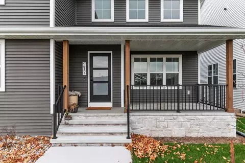 217 Red Cedar Pkwy, Kimberly, WI 54136