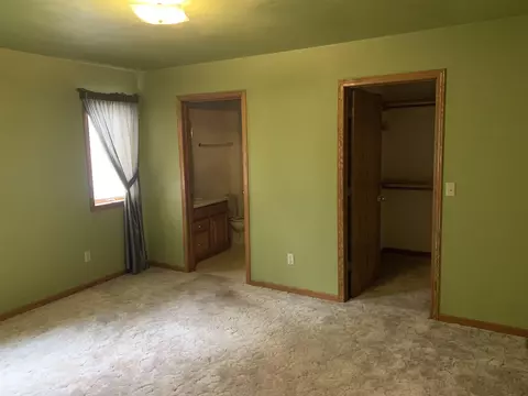 2410 N Skylark Dr, Appleton, WI 54914 photo 6