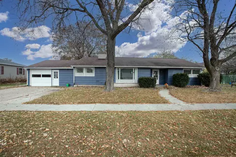 183 E Follett St, Fond Du Lac, WI 54935
