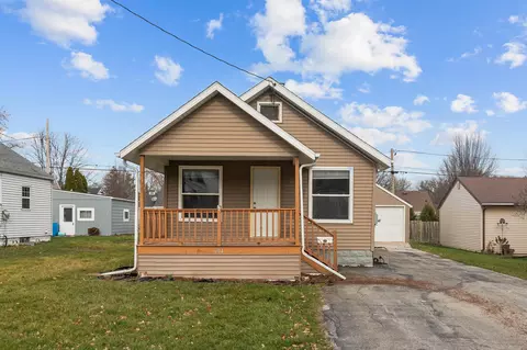 604 Fairview Ave, Neenah, WI 54956