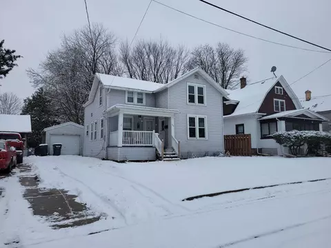 308 Sherry St, Neenah, WI 54956