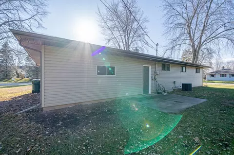 1002 W Capitol Dr, Appleton, WI 54914 photo 31