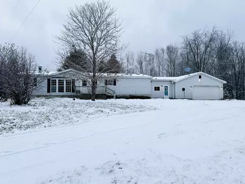 n6775 Twin Creek Road, Porterfield, WI 54159
