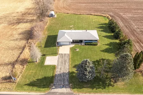 4300 N Mayflower Dr, Appleton, WI 54913 photo 2