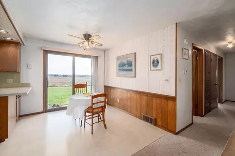 4300 N Mayflower Dr, Appleton, WI 54913 photo 9
