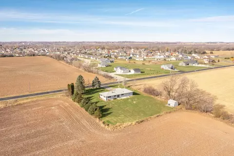 4300 N Mayflower Dr, Appleton, WI 54913 photo 3