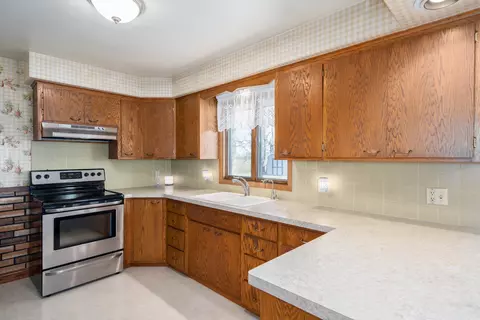 4300 N Mayflower Dr, Appleton, WI 54913 photo 12