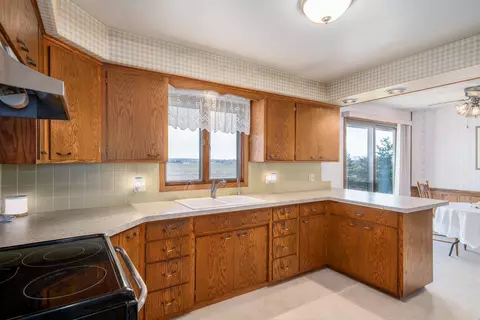 4300 N Mayflower Dr, Appleton, WI 54913 photo 10