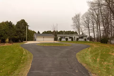 7501 County Rd K, Whitelaw, WI 54247