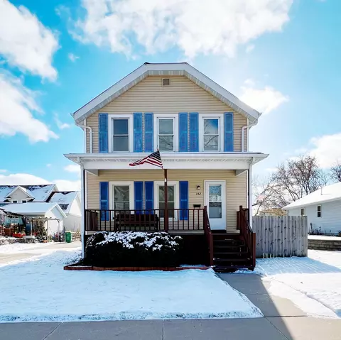 142 W Division St, Fond Du Lac, WI 54935