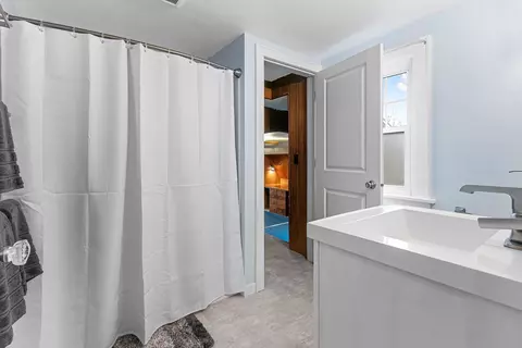 911 N Kin St, Appleton, WI 54911 photo 28