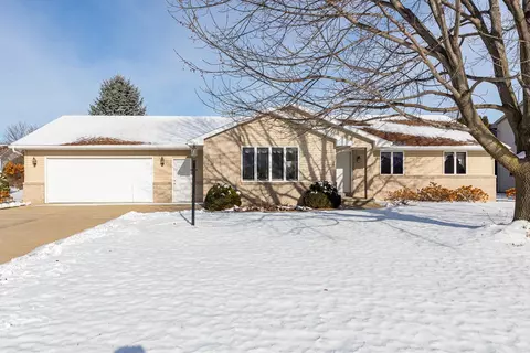 w5938 Daisy Court, Appleton, WI 54915