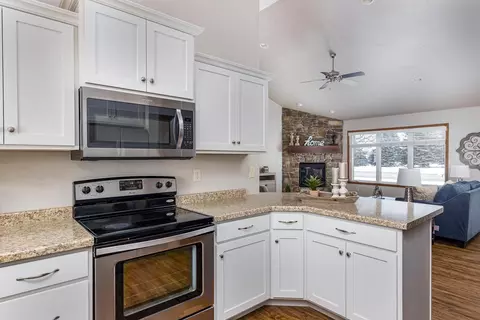 w5705 Mase Court, Appleton, WI 54915 photo 6