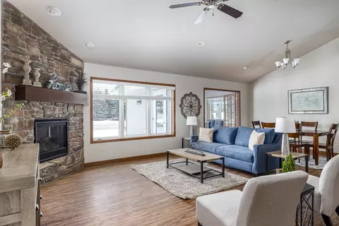 w5705 Mase Court, Appleton, WI 54915 photo 2