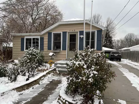 1165 S 9th St, Green Bay, WI 54304