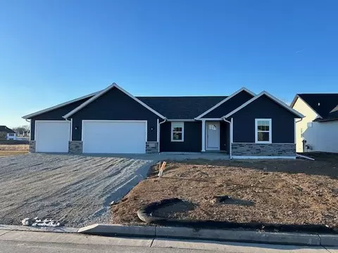 4279 N Deer Valley Ct, Appleton, WI 54913