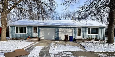 1229 De Pere St, Menasha, WI 54952