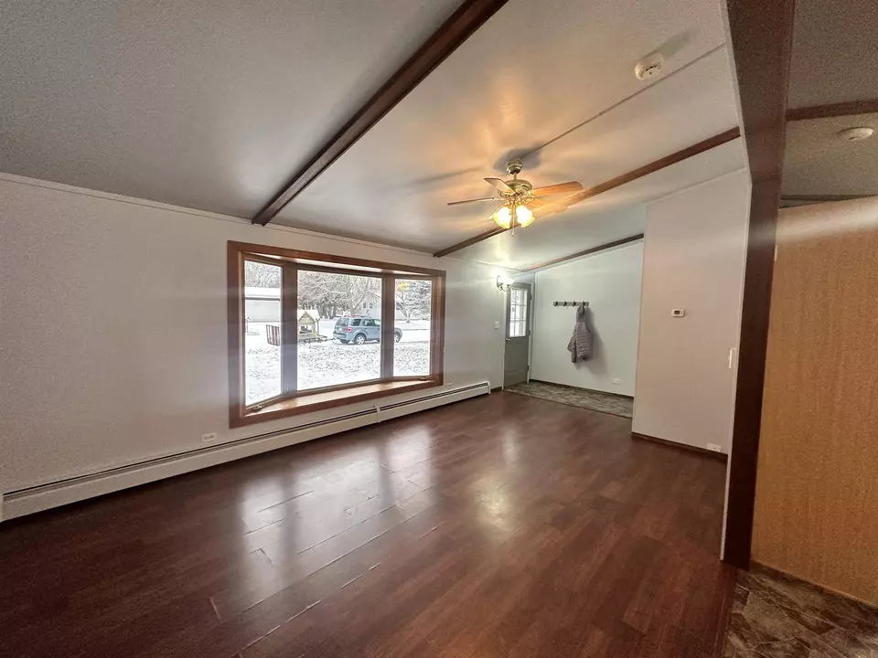  934 S Cleveland St, Shawano, WI 54166 photo 9
