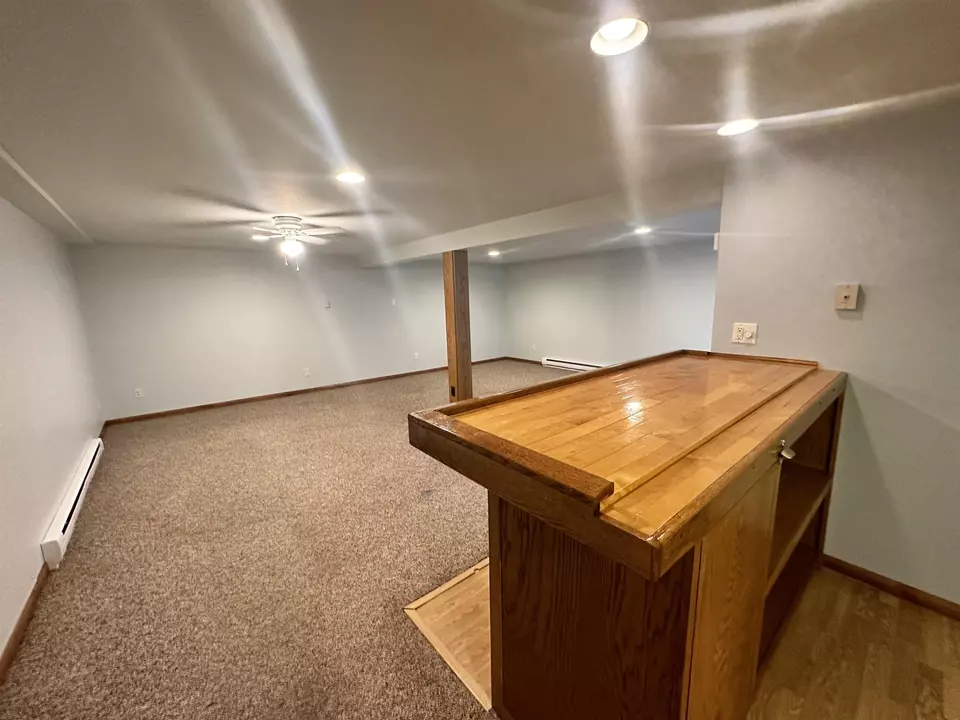  934 S Cleveland St, Shawano, WI 54166 photo 16