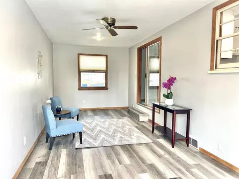 2206 S Gladys Ave, Appleton, WI 54915 photo 9