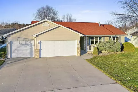 1662 W Rachel Ln, Appleton, WI 54913