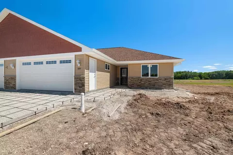 531 Summer Dr, Brillion, WI 54110