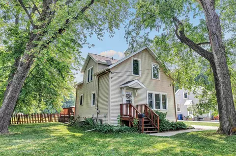 344 Beaupre St, Green Bay, WI 54301