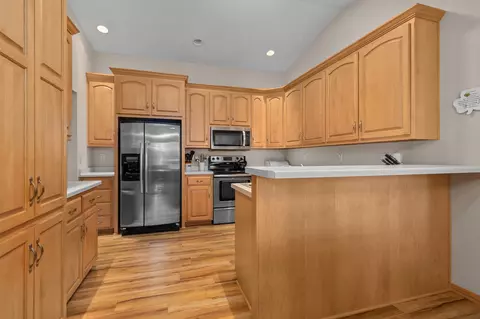 6 Penbrook Cir, Appleton, WI 54913 photo 10